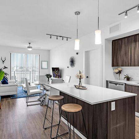 Amazing 2 Bedroom Unit In Doral Miami With Free Parking Hialeah Gardens Exterior foto