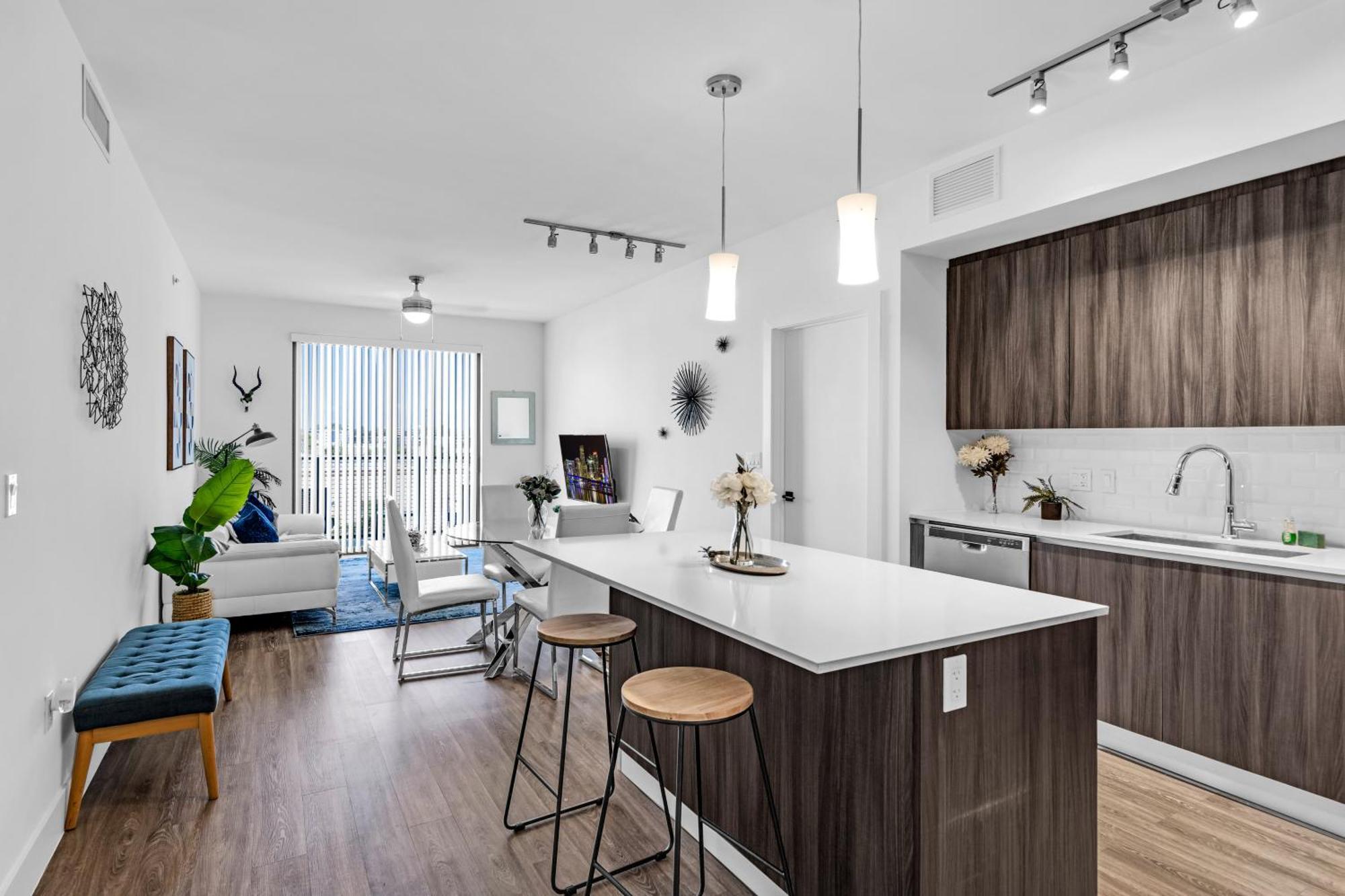 Amazing 2 Bedroom Unit In Doral Miami With Free Parking Hialeah Gardens Exterior foto